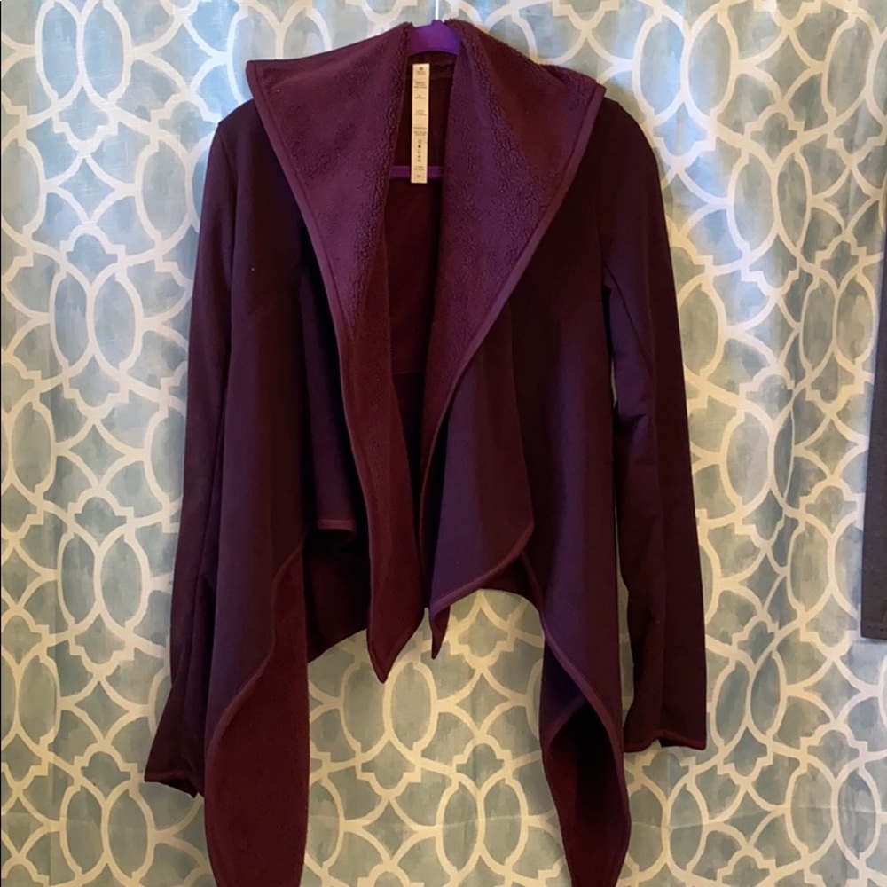 Lululemon symmetrical coat